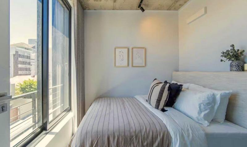 2 Bedroom Property for Sale in Sea Point Western Cape